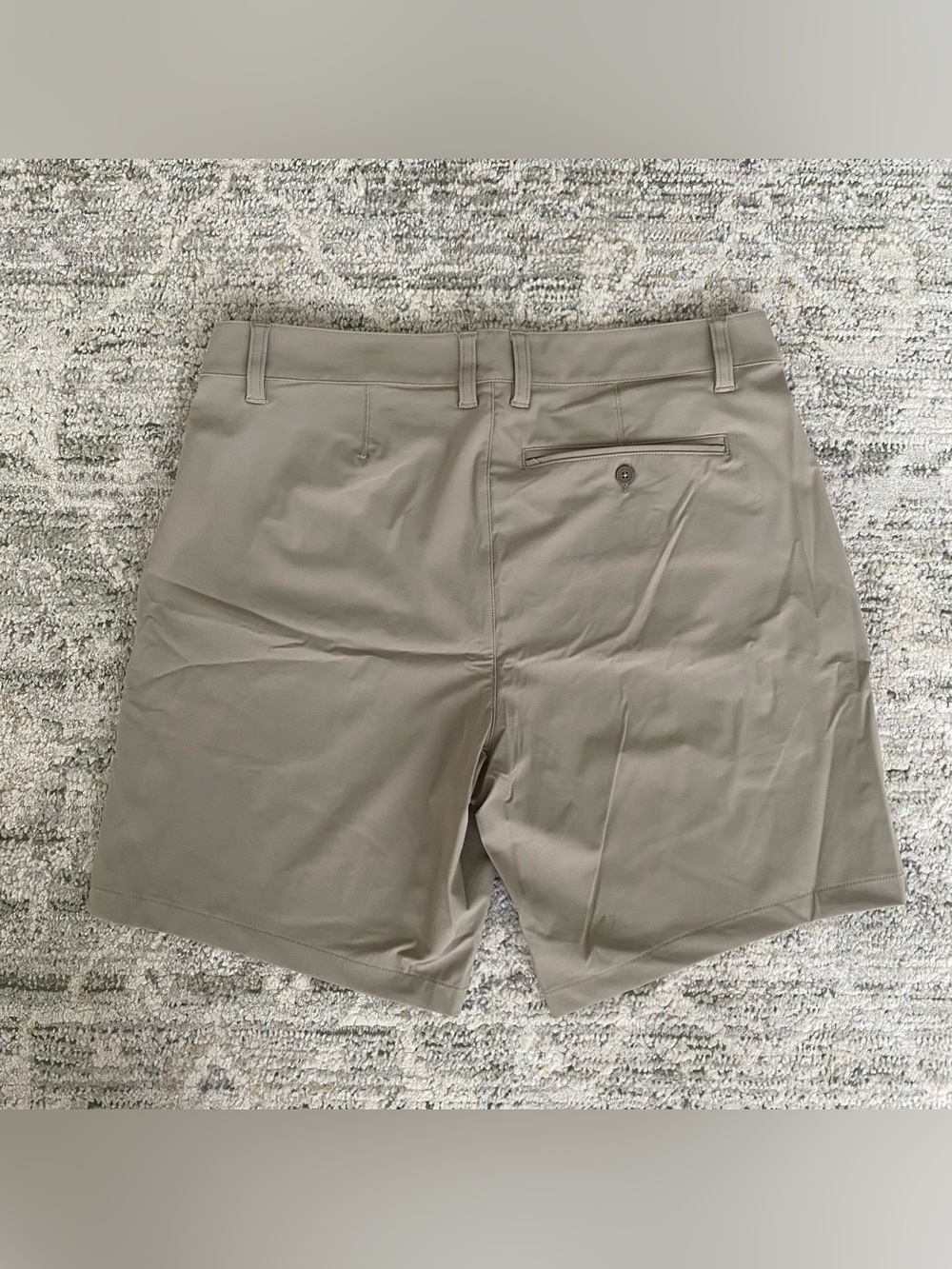 NEW Rhone 8" Resort Shorts in Sandalo Khaki Men’s Size 31 - Picture 6 of 12